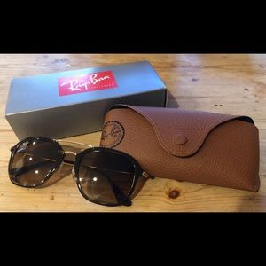 Ray-Ban Women’s Highstreet Aviator Sunglasses